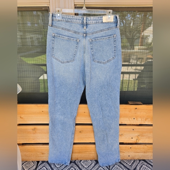 Hollister Ultra High Rise Mom Jeans Sz 7 Petite Or 28 Petite - Picture 7 of 11